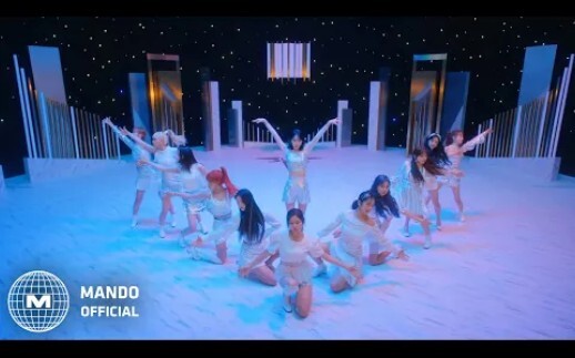 IVE’s remake MV for “Fantasy” has been released! (A pointless remake)