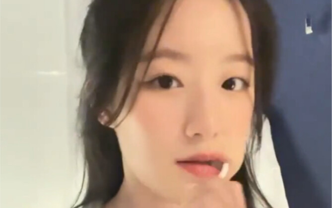 Liu Xening clinks glasses to challenge, and Yu Qi Shuhua appears!