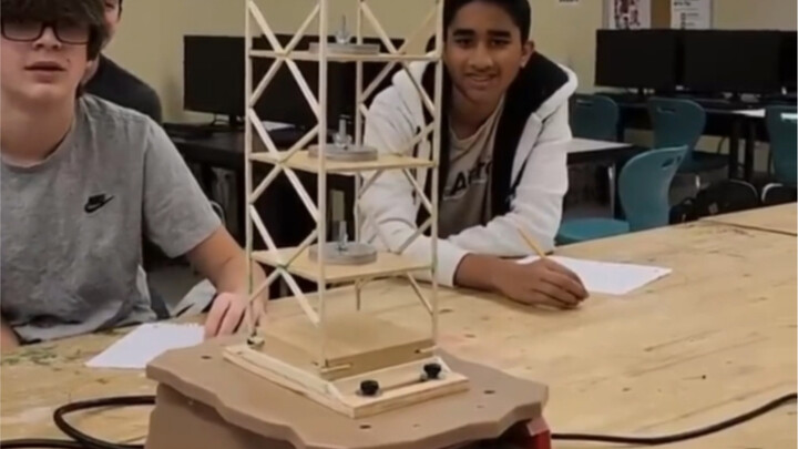 A fun classroom experiment on earthquake resistance.