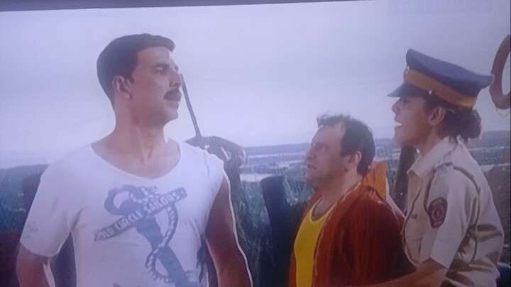 Rowdy Rathore Karishma Kapoor