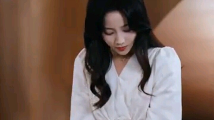 118. Wild Devotion.!      FL：Huang Yunyun.     ML：Jin Jiayu