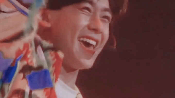 Who could be sweeter than 17-year-old Jimmy Lin?! Truly a god-given face.