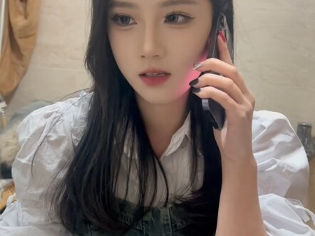 Hóa ra tôi chỉ là bạn bình thường của cô ấy