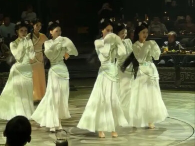 Back then, it just seemed ordinary #ZhaoCapitalBanquet #LearningToWalkLikeHandan