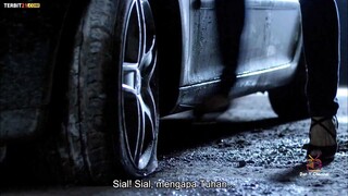 The Human Centipede (2009)