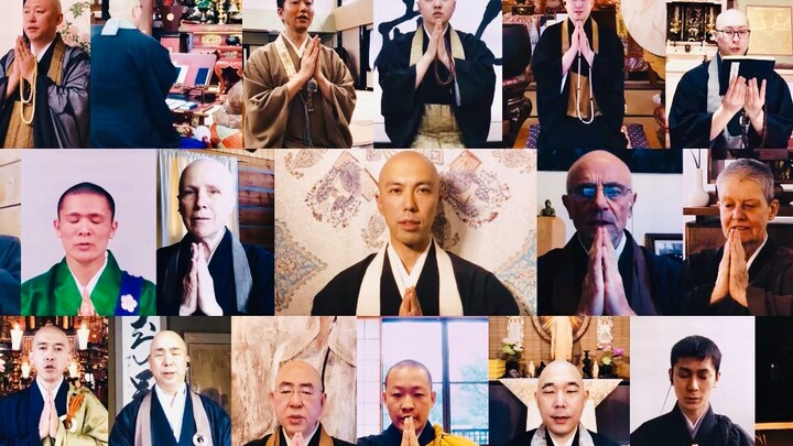 60 monks from around the world prayed and sang "Prajna Heart Sutra" [Yakushiji Kanbō]