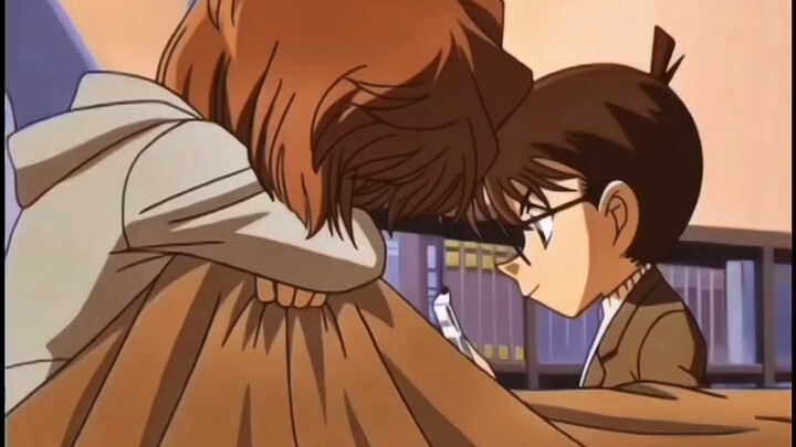 เขาจะสร้างเซฟเฮาส์ให้เด็กผู้หญิงและปล่อยให้เธออยู่ที่นั่น เธอจะพังเปิดเซฟเฮาส์และอาศัยอยู่กับเด็กชาย