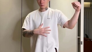 برنامج تعليمي صغير لا يقول شيئًا ولكن يبدو أنه يقول كل شيء!