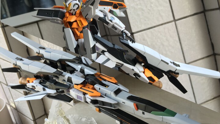 Tấm nhựa làm Gundam thiên thần chính kiểu gió
