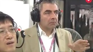 ช่วงเวลาสุดคลาสสิกของการแข่งรถ F1! นี่คือปฏิกิริยาของ Mr Bean หลังจากเห็นการชนกัน