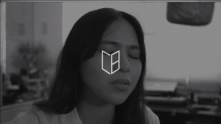 Clara Benin - It's Okay (Live at Home)