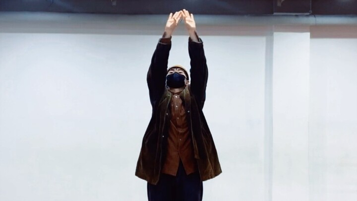 ฮิปฮอปโซโลแบบเก้าเหลี่ยมสำหรับการสอนการเต้นสตรีท-การคิดแบบแทนที่