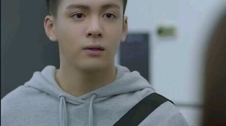 الشخص الذي لا تقدره، هناك بالتأكيد من سيقدره نيابة عنك.