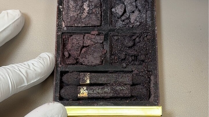 “Saya datang untuk membantumu!”