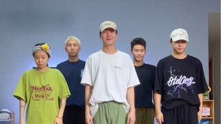 Koreografi "I Need You Every Minute" - Siapa yang tidak suka suasana kekeluargaan seperti itu!
