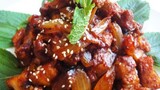 Korean spicy stir-fried pork (Dwaejigogi-bokkeum: 돼지고기볶음)