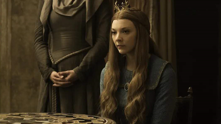 [Game of Thrones lines/Tyrell family chapter] Life goes on forever | There's a spider in the garden 
