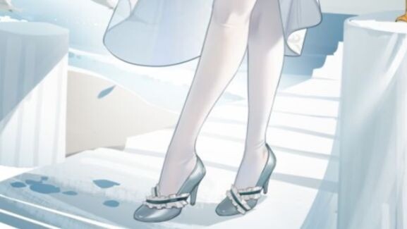 ❤️ Xue’er, my wife, uses her white-silk legs and delicate little feet to step right into her husband