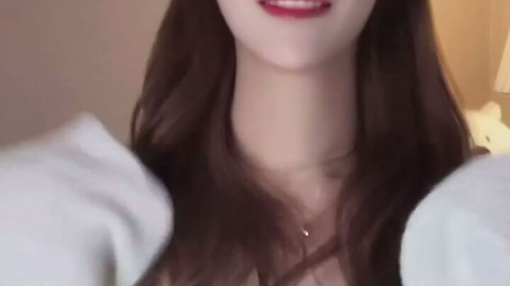 今天是酷酷女孩侑莉