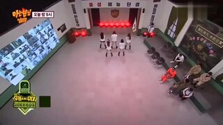 来找一下金希澈在哪！金希澈竟毫无违和感哈哈哈#superjunior
