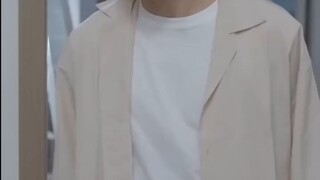 หนุ่มพิการถูกเมียทิ้ง ได้วิชาเนตรสวรรค์ มองเห็นของดีจนรวย ควงสาวสวยประชดรักเก่า!