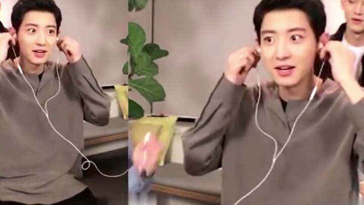 【EXO Kocak】Chanyeol dan Sehun bersenandung lagu klasik Tiongkok—coba tebak! Chanyeol dan Baekhyun be