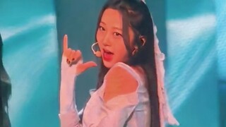 aespa新歌thirsty演唱会初舞台！