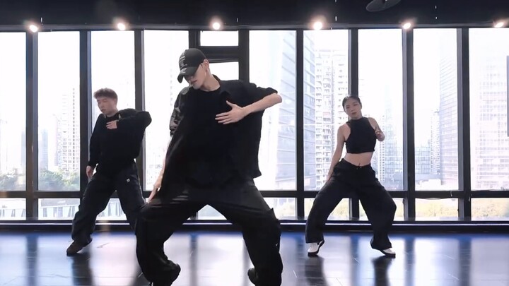 A song that brings a sense of atmosphere even during the day "Drown-Zou Peipei/Pank" #Tianbao Choreo