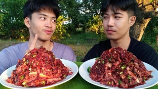 แข่งโหดกินลาบเลือดสดๆ ! หาคนแพ้เลี้ยงหมูกระทะ มาดูว่าใครจะแพ้ใครจะชนะ !!