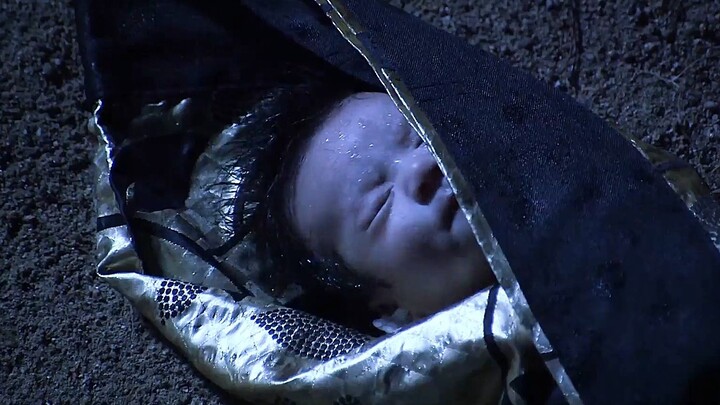 To ensure his son’s success, the baby is drenched in rain every day from the moment he’s born!