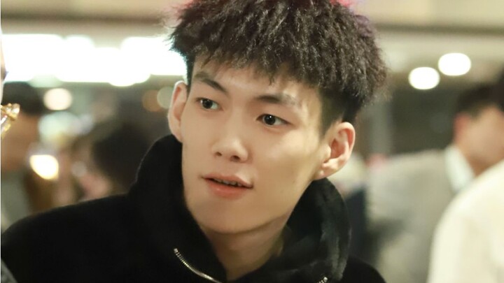 หลี่จิ่งเจ๋อแห่งหงฮวาฮุ่ย เปิดตัวเพลงใหม่ครั้งแรก! เขาเองทำนายว่าจะดังเป็นพลุแตก กลายเป็นเพลงฮิตหรือ