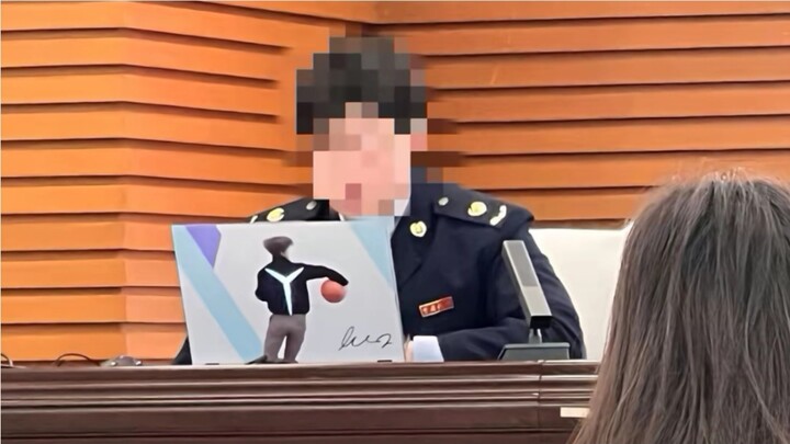 You actually brought your broken laptop to court, huh?