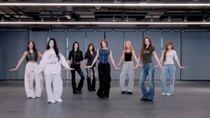การซ้อมเต้น ‘ICONIC HEART’ ของ Hearts2Hearts