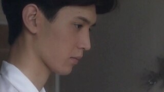 قمة الجنون والعشق القسري العتيق [شرير مجنون مقابل رجل صريح] "لا أهتم بالآخرين، أهتمُّ بك وحدك."