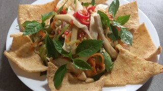 bầu trộn gỏi gà. món chay.