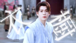 小狗竟然有那么多衣服，你看出来几套，他说他最喜欢紫色那套，也最喜欢那个案件，你呢？
