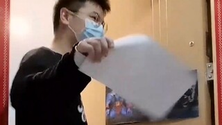 "Foto Kunjungan ke Makam Qingming"