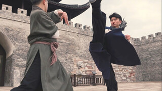 Look carefully, don't blink! This is martial arts...