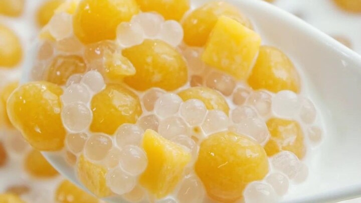 Mua mấy chục quả bóng ở quán nước ngoài thì tốn lắm, tự làm ở nhà là đủ cho cả gia đình rồi!