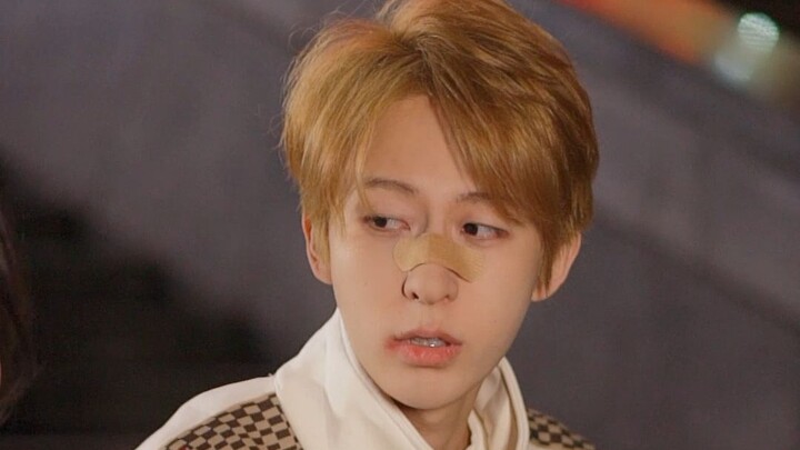 จะมีใครชอบยุ่งเรื่องของคนอื่นกันเล่า? เว้นแต่ว่าเป็นคนที่ตัวเองชอบเท่านั้น