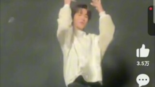 求安利呀，真的很好奇脆哥的