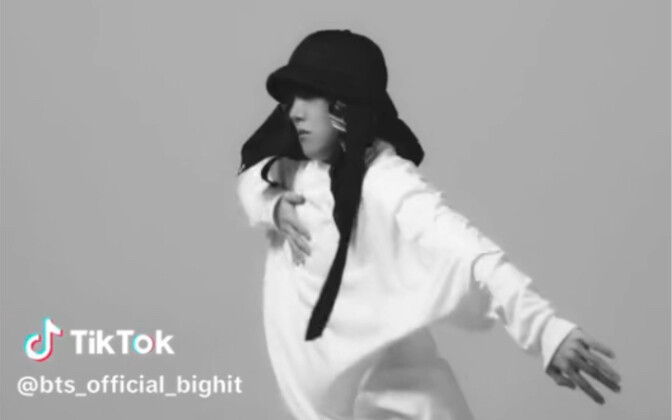 Pembaruan akun TikTok BTS 24.3.11 Jung Ho-seok