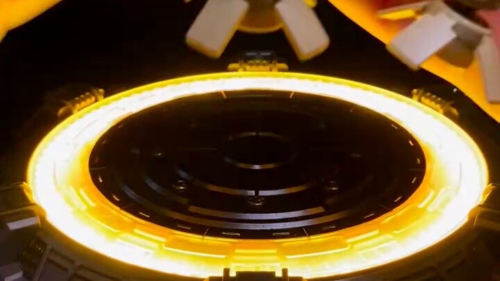 How is it to buy a genuine Bandai assembly at the price of a defense model?