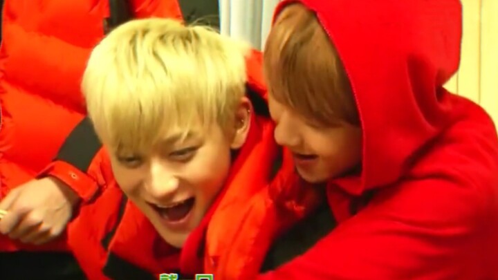 Byun Baekhyun and Huang Zitao’s elementary-school‑style bickering is so much fun.