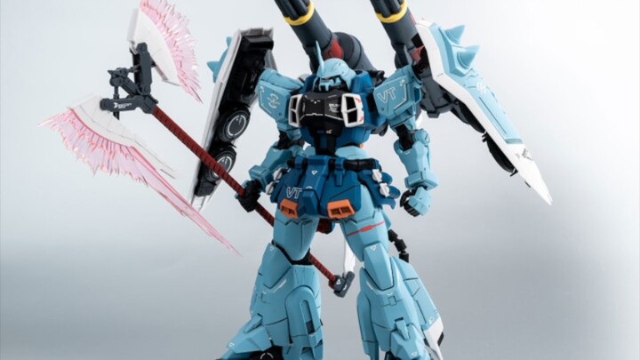 The Phantom Model Zaku has arrived for 106 yuan after using the coupon. Open the box and start playi