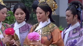 除了宜修，甄嬛是第一个穿正红色衣服的妃嫔！