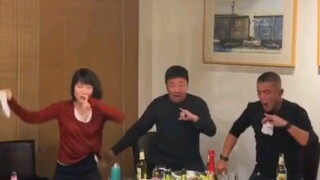 能站C位都是有原因的，李贞贤独一无二扇子舞纸巾版