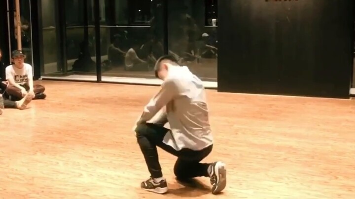 [น้องชายเจ้าชู้นิดๆ] หนุ่มแกร่ง “บิด” คุณจนกลายเป็นเกย์ ความรักจะลึกซึ้งได้ขนาดไหน รักจะลึกซึ้งขนาดไ