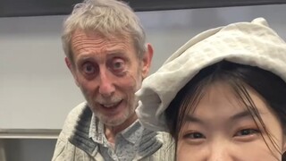 Saya bertemu dengan seorang kakek yang baik secara kebetulan di Universitas London, dan dia tahu nam