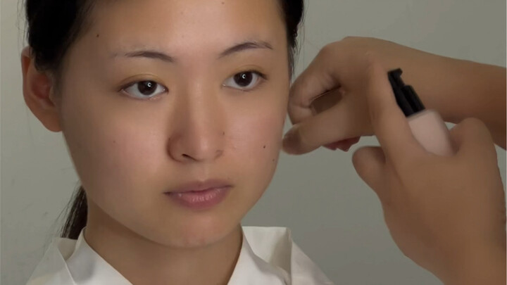 ดวงจันทร์สีขาวอันอ่อนโยนของฉันที่ช่วยเหลือตัวเองไม่ได้เลยน่ะ!